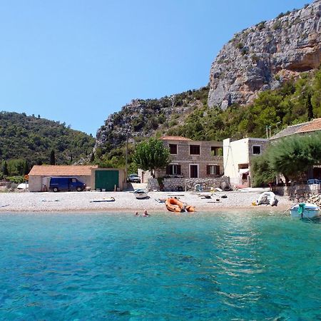 Apartment Zarace - Gdinj 4598A Εξωτερικό φωτογραφία